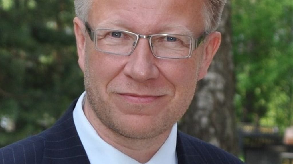 Urologian erikoislääkäri Mika Raitanen vastasi lukijoiden kysymyksiin.