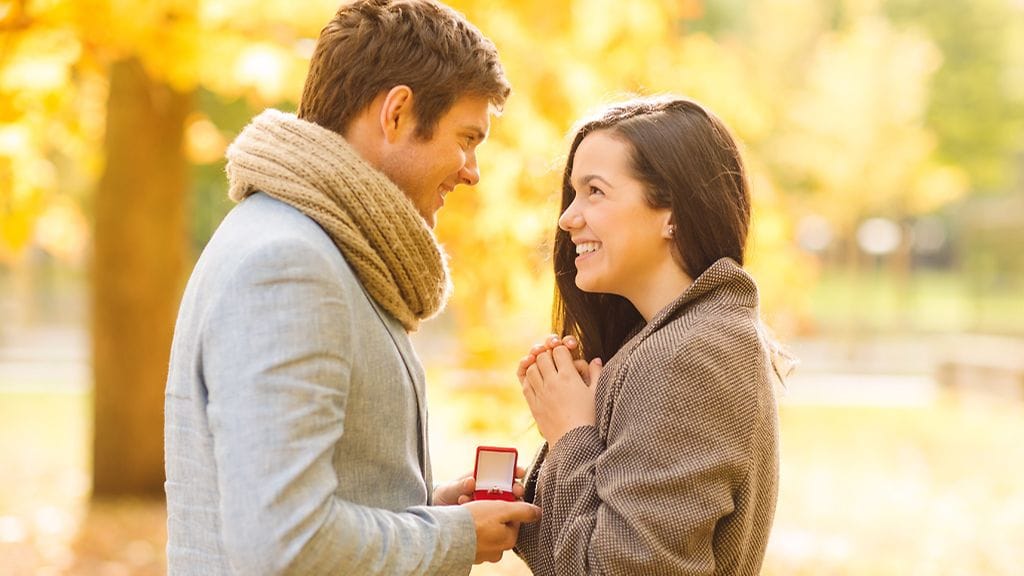 Suomalaiset paljastivat erikoisia kosintatarinoitaan.