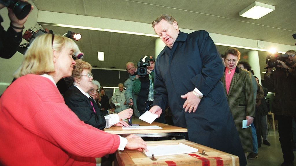 106822 EU 20 vuotta äänestys