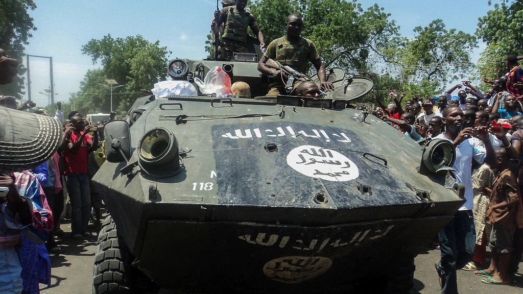 Kuvituskuvassa Boko Haram-järjestölle kuulunut taisteluvaunu, jonka Nigerian armeijan joukot olivat ottaneet haltuunsa 17. syyskuuta 2014..