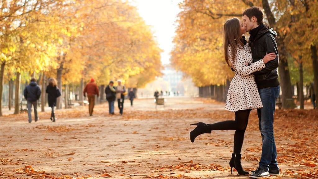 Muutama merkki osoittaa miehen olevan valmis sitoutumaan.