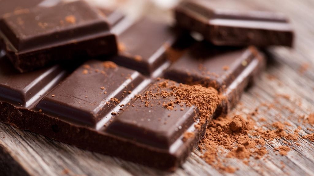 Muutama pala tummaa suklaata päivässä on sinulle tutkitusti hyväksi.
