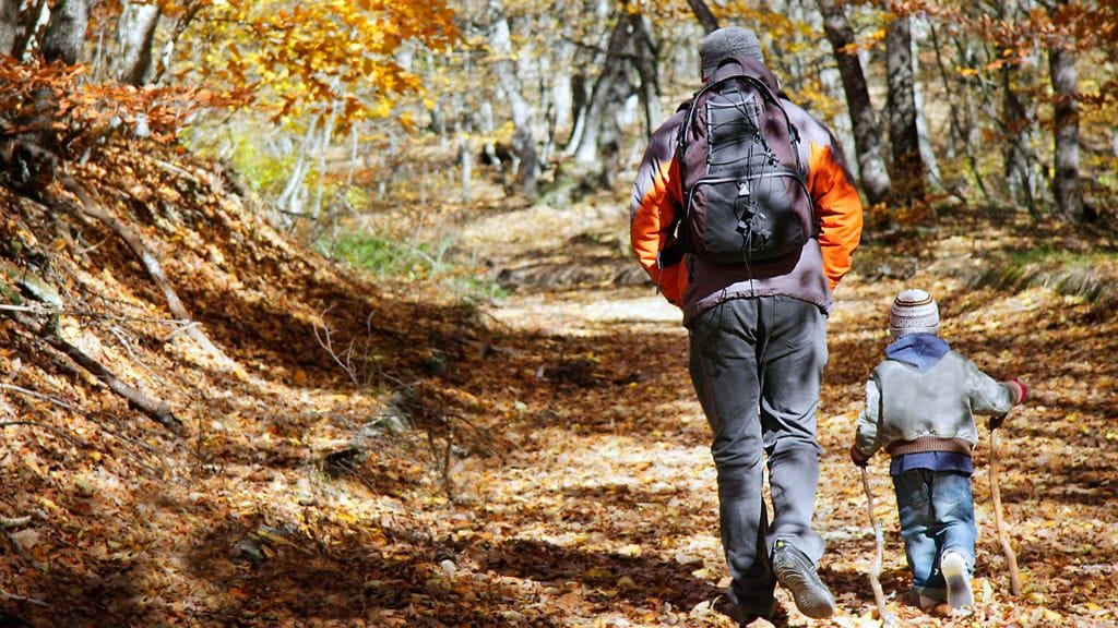 Isällä on suuri merkitys lapsen elämässä ja sitä voi tuoda ilmi kuvienkin avulla.