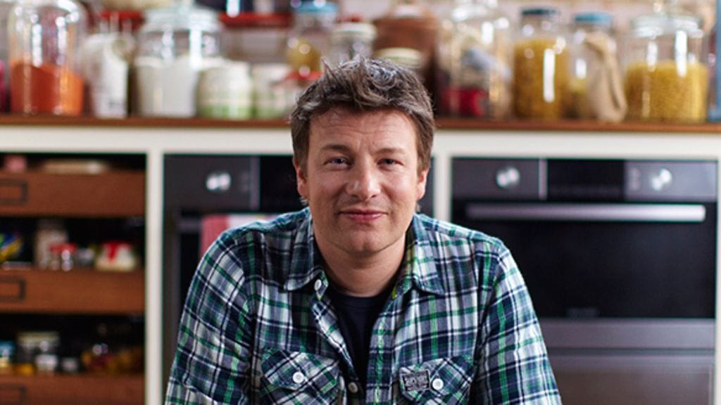 Jamie Oliver uskoo Gordon Ramsayn olevan hänelle kateellinen erityisesti kirjamyynnistä.