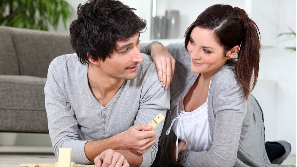 Seksikkäillä peleillä saat parisuhteeseen hieman vipinää.