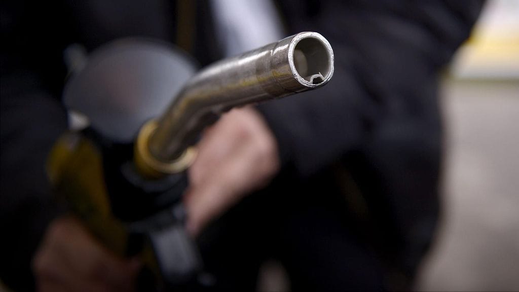 Huoltovarmuuskeskus velvoittaisi huoltoasemaketjut hankkimaan bensa- ja dieselpumpuilleen varavoimaliitännät sähkökatkojen varalle