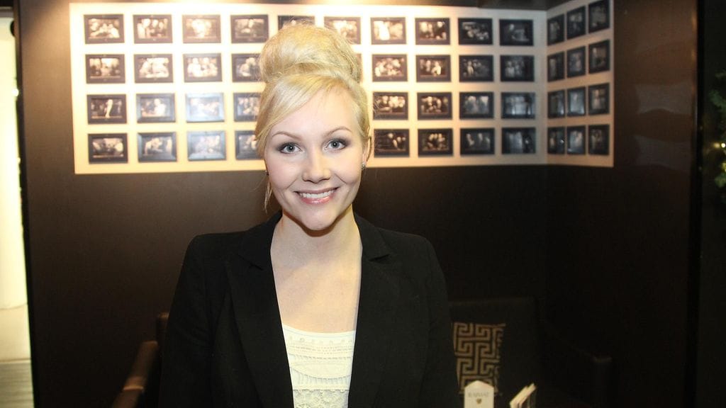Emma Kimiläinen-Liuski Finnish Power Women -tilaisuudessa 20.11.2014.