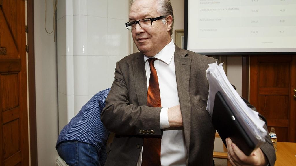 Akavan puheenjohtaja Sture Fjäder kertoo olevansa erittäin tyytyväinen EK:n neuvotteluvalmiusilmoituksesta.