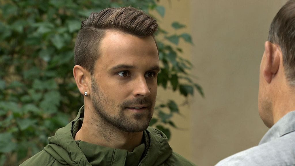 Salatut elämät - Jiri (Mikko Parikka).