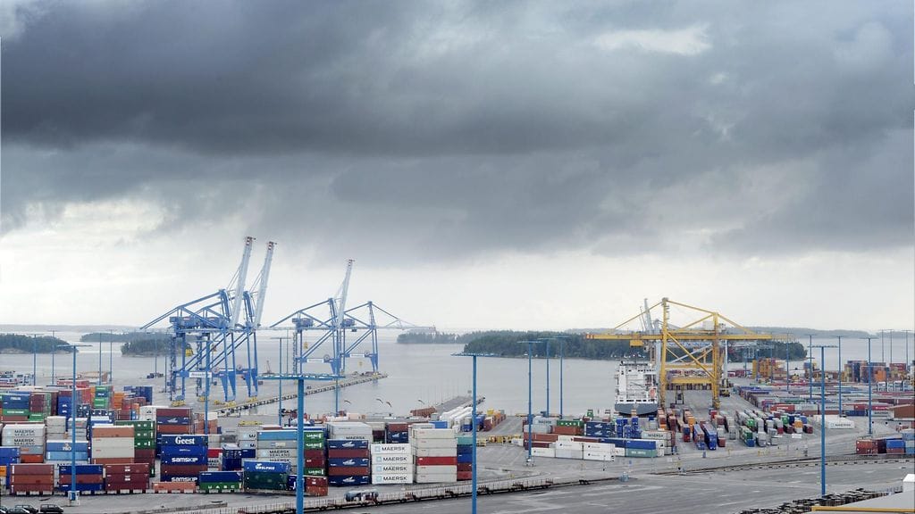 Aluehallintovirasto löysi korjattavaa muun muassa satamien liikennekulttuurista. Arkistokuva.