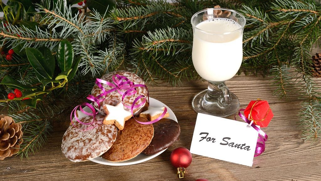 Joulupukille jätetään monessa maassa maitoa ja keksejä, mutta esimerkiksi kesäisessä Australiassa pukki saa kylmää olutta.