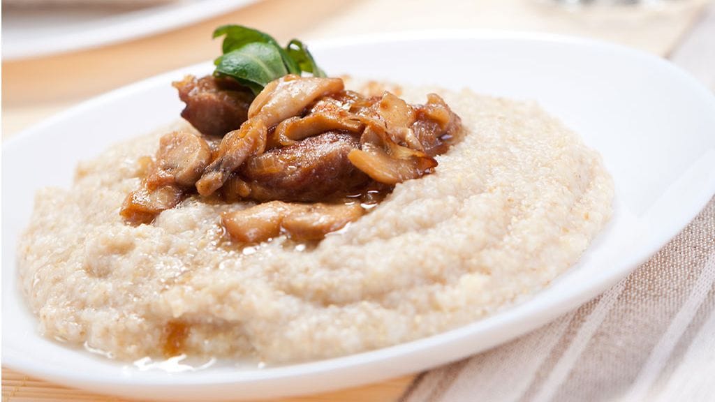 Suolaiseen kaurapuuroon sopii esimerkiksi sienet.