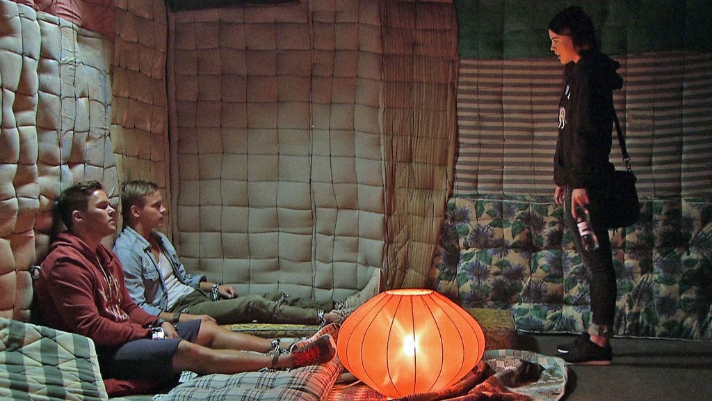 Salatut elämät: Marianna, Lari ja Elias (Oona Kare, Ronny Roslöf ja Petteri Paavola).