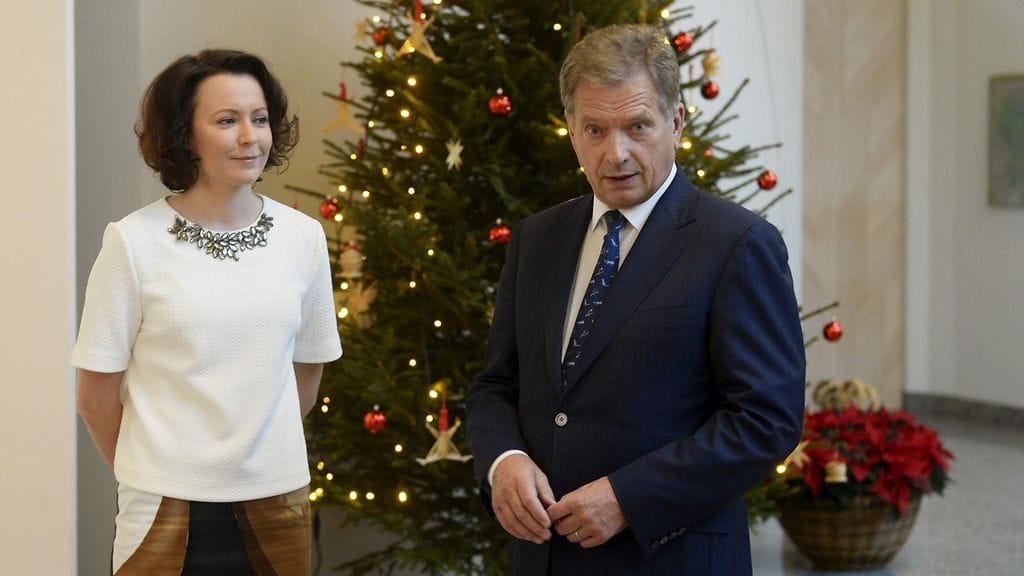 Jenni Haukio ja Sauli Niinistö saavat tänään tuttuun tapaan joulutervehdyksiä. Kuva vuodelta 2014.