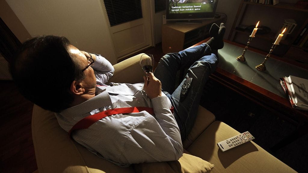 Joulunvietto jää väliin esimerkiksi yksinäisyyden ja hössötyksen välttämisen takia. Kuvituskuva.