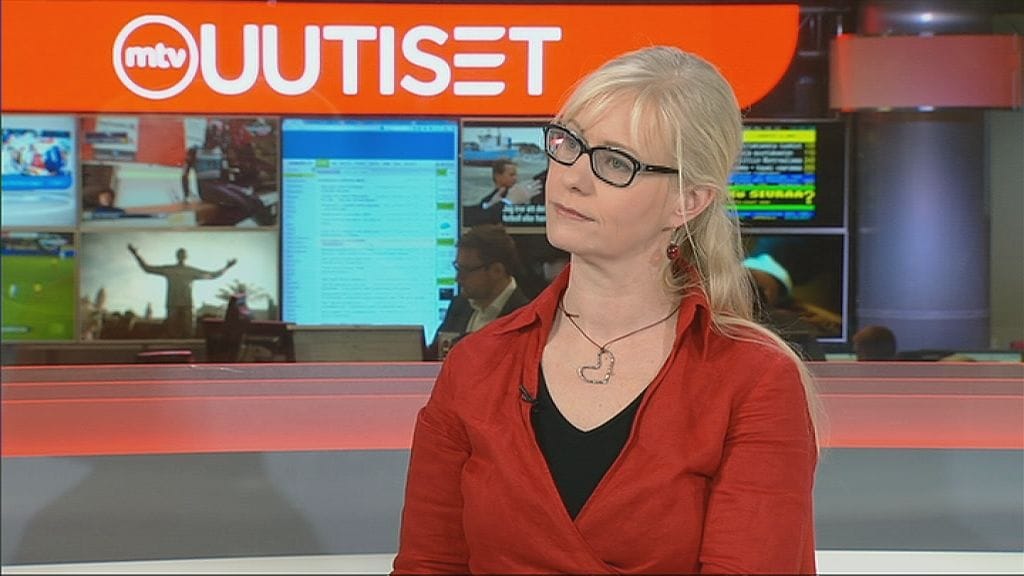 Kriisipuhelintoiminnan päällikkö Susanna Winter kertoo tiedotteessa, että 30  000 soittoyrityksen raja on ylitetty joka kuukausi viime marraskuun jälkeen.