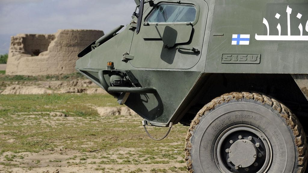 Aamulehden toimittaja oli kiinnostunut kriisinhallintaoperaatioihin liittyvästä rahankäytöstä ja kuiteista.