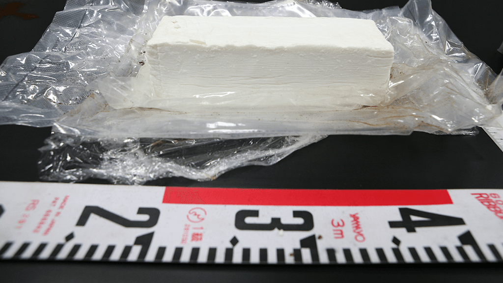 Mies tilasi Latviasta muun muassa kokaiinia, amfetamiinia ja huumaavia lääketabletteja. Arkistokuva.