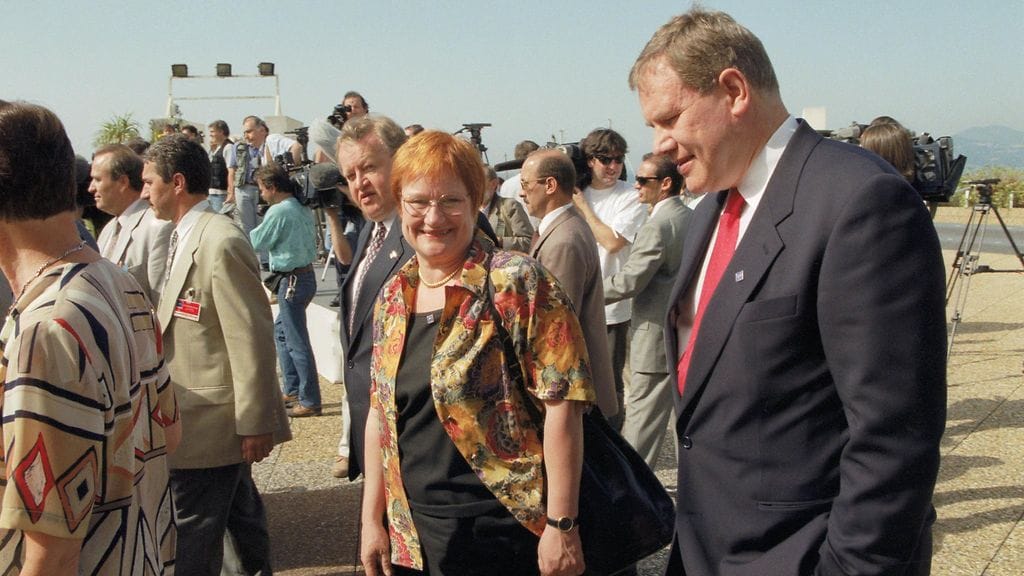 Suomi liittyi EU:hun 1.1.1995, EU- kokous kesäkuussa 1995