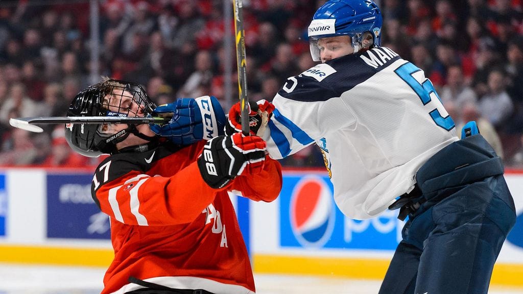 Aleksi Mäkelä otti yhteen ensi kesän todennäköisen NHL-ykkösvarauksen Connor McDavidin kanssa.