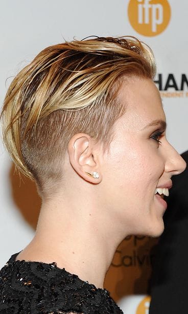 Scalett Johansson (4)