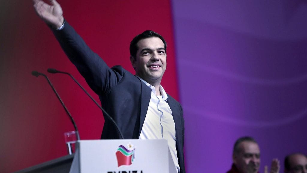 Tsipras sanoo, että euromaiden eilinen sopu maan lainaohjelman ehdoista mitätöi edellisen hallituksen sopimukset lainoittajille.