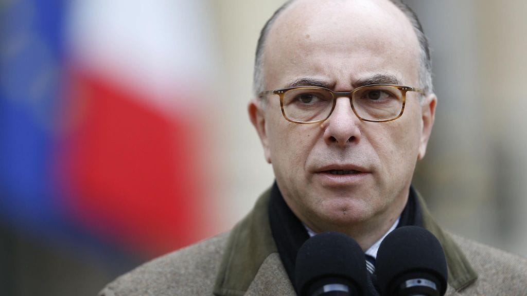 Cazeneuven mukaan vielä ei myöskään voida sulkea pois sitä vaihtoehtoa, että hyökkääjä on "nopean radikalisoitumisen" myötä sitoutunut tekoon.