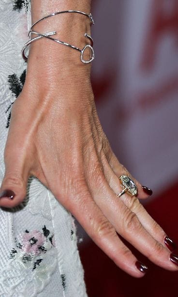 Jennifer Aniston (6)