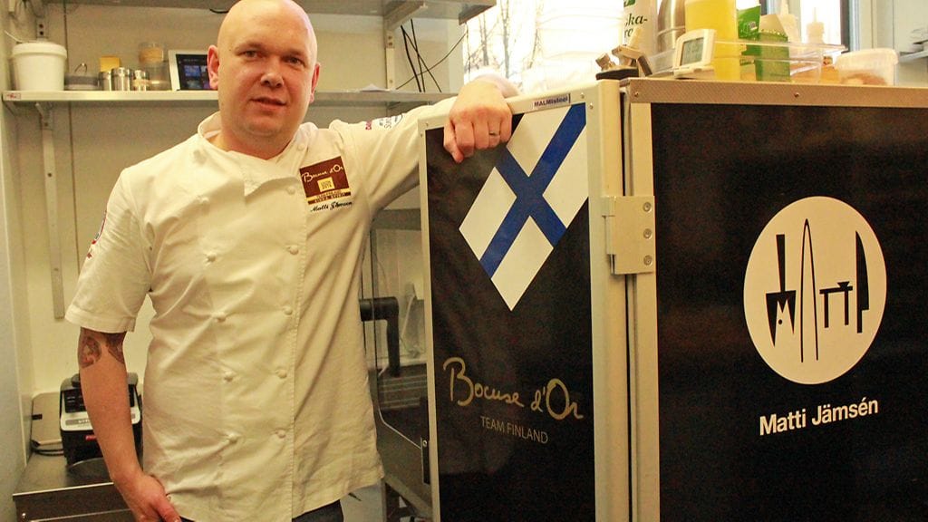 Matti Jämsén edusti Suomea kokkien maailmanmestaruuskilpailuissa.