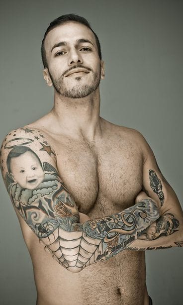 Sleeve eli hihatatuointi