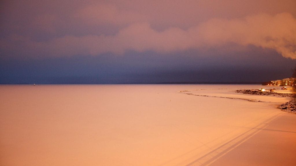 Suomessa paukkui pakkanen 22. tammikuuta, mutta muualla maailmassa tammikuu oli mittaushistorian lämpimin. Kuva: Jarkko Ylänen