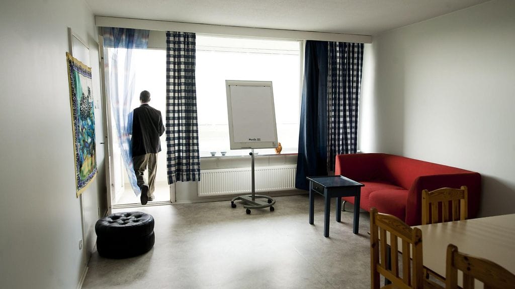 Vuoden 2014 tiedon mukaan ilman vakinaista asuntoa oli noin 7 000-8 000 ihmistä.