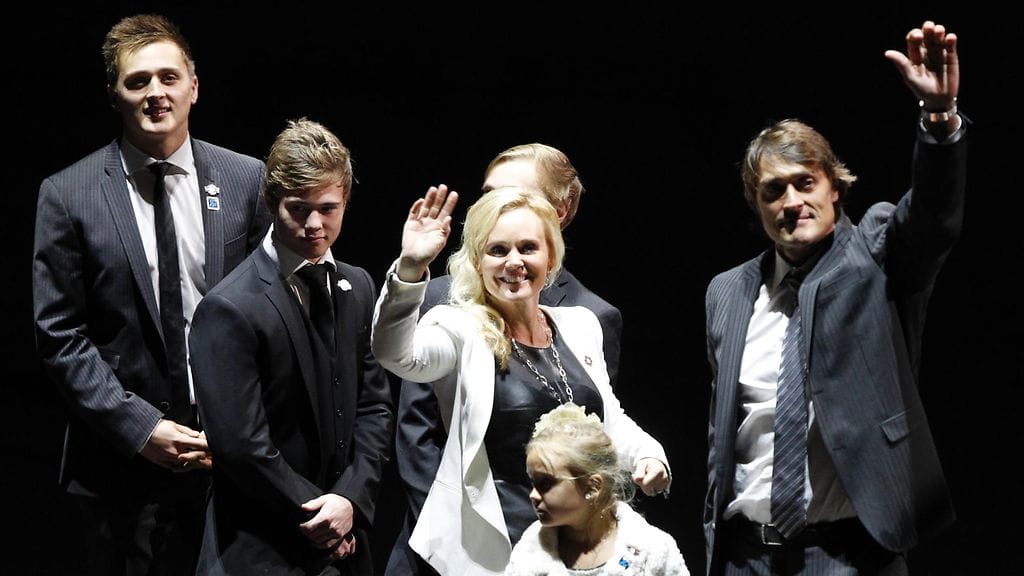 Selänteen perhe Teemun paidanjäädytystilaisuudessa tammikuussa.