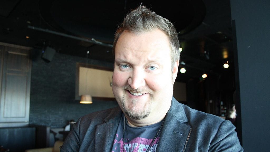 Stand up -koomikko Sami Hedberg.