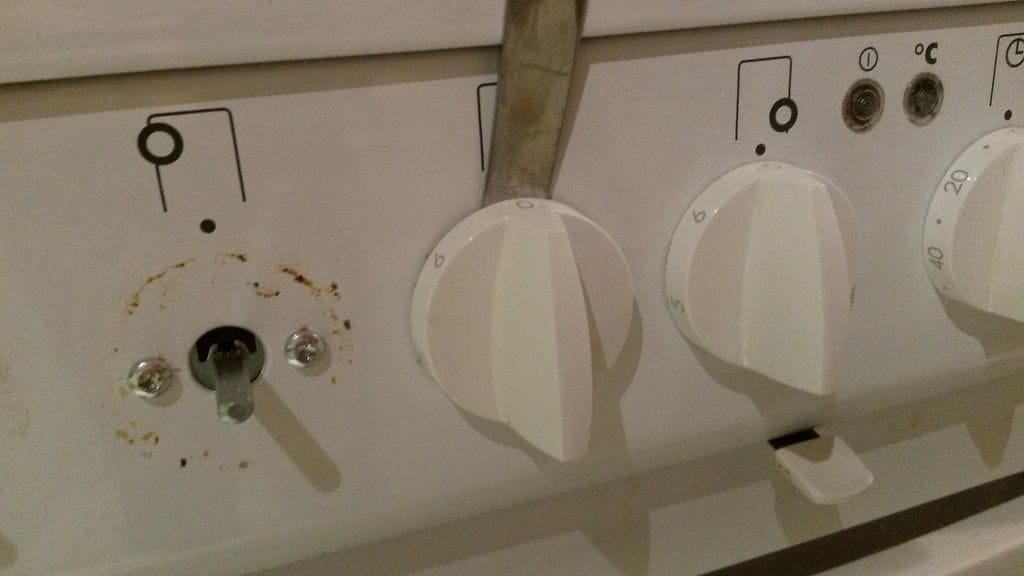 Liesi säätimet veitsi