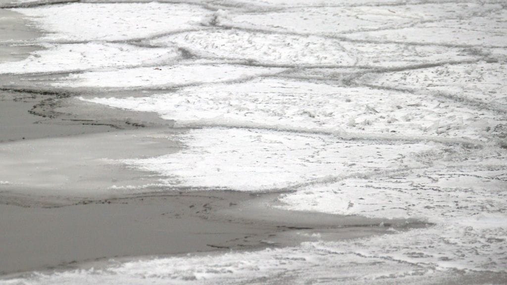 Merivartiosto varoittaa heikoista jäistä koko Suomenlahden alueella. Kuvituskuva.