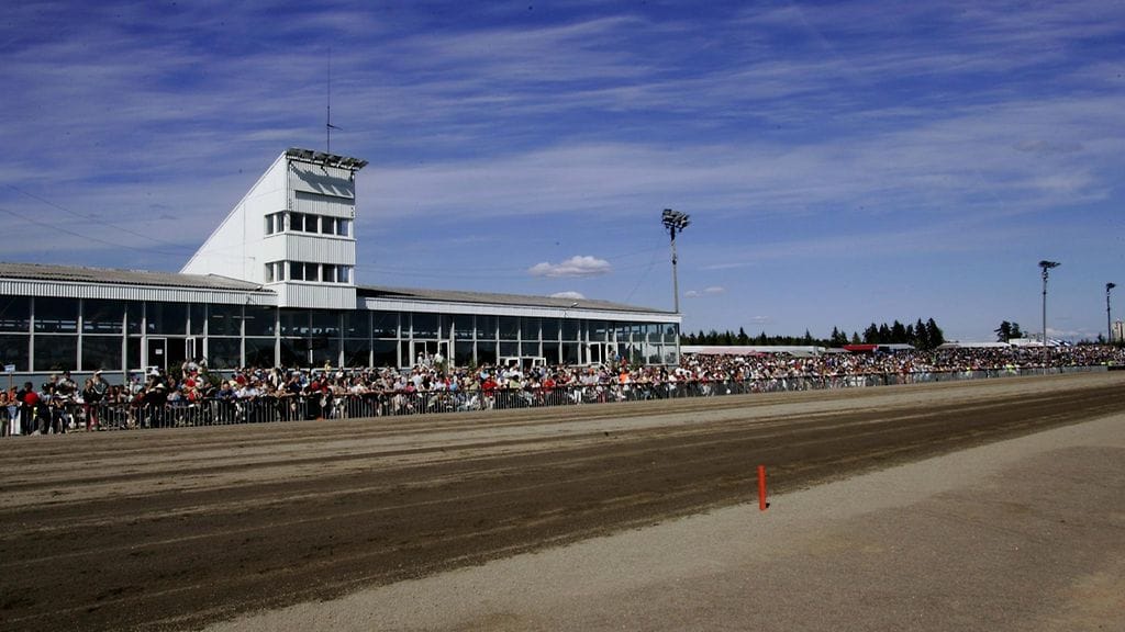 Kuninkuusravit Forssassa 29.7.2006.