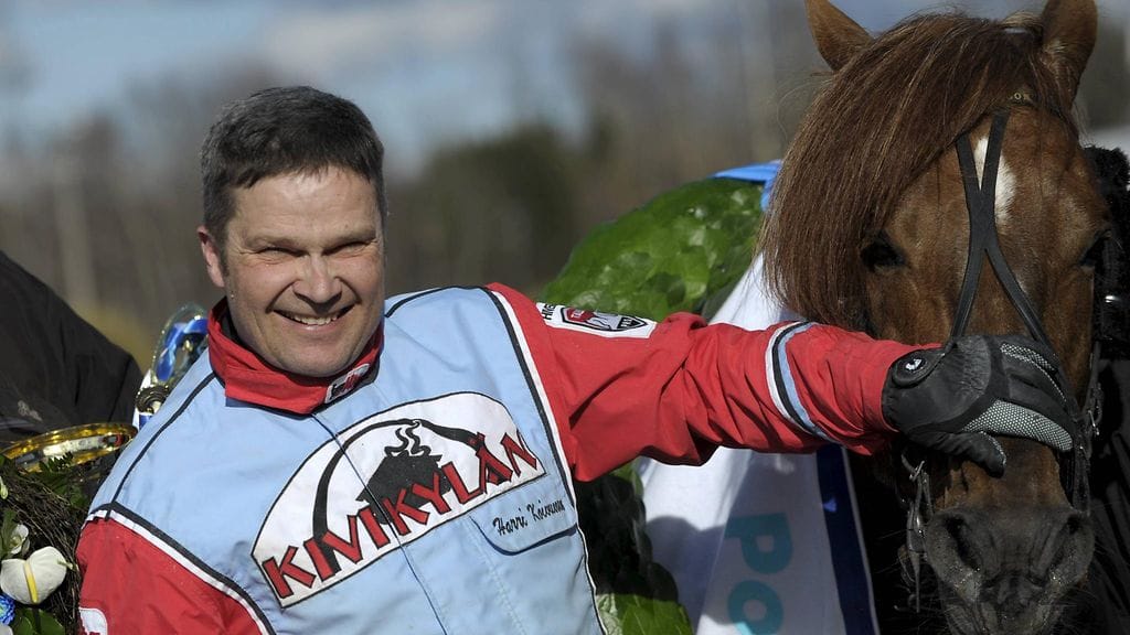 Harri Koivusen uudenvuoden juhlat jatkuivat illalla Porin Toto4-kierroksella.