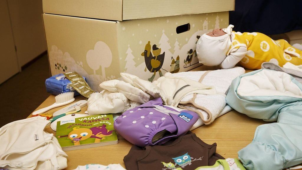 28450391 Äitiyspakkaus 2015