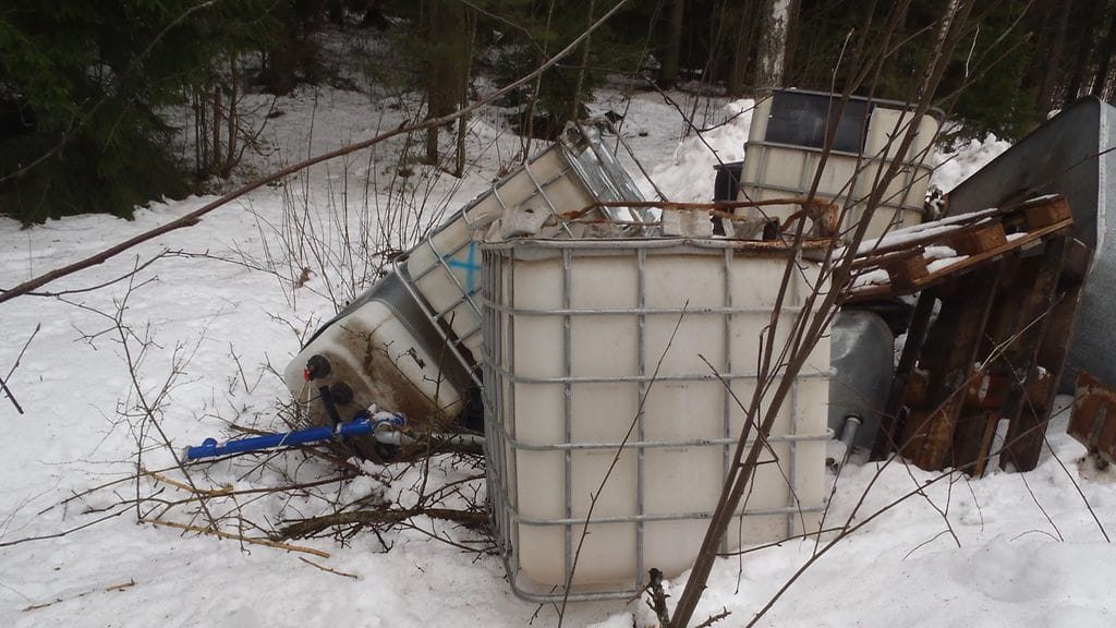 Erityisesti ympäristörikkomusten määrä on kasvanut. Esimerkiksi romun hylkääminen luvattomaan paikkaan voi olla ympäristörikkomus.