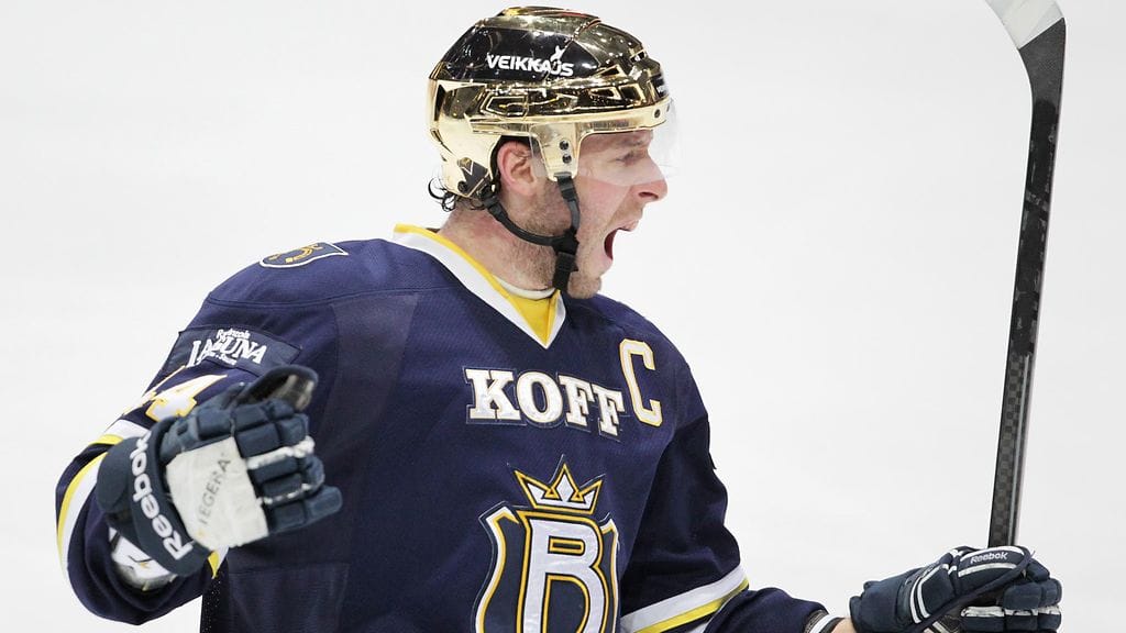 Kim Hirschovits oli valokuvaajana, kun kippari nappasi kuvan joukkueesta ja faneista.