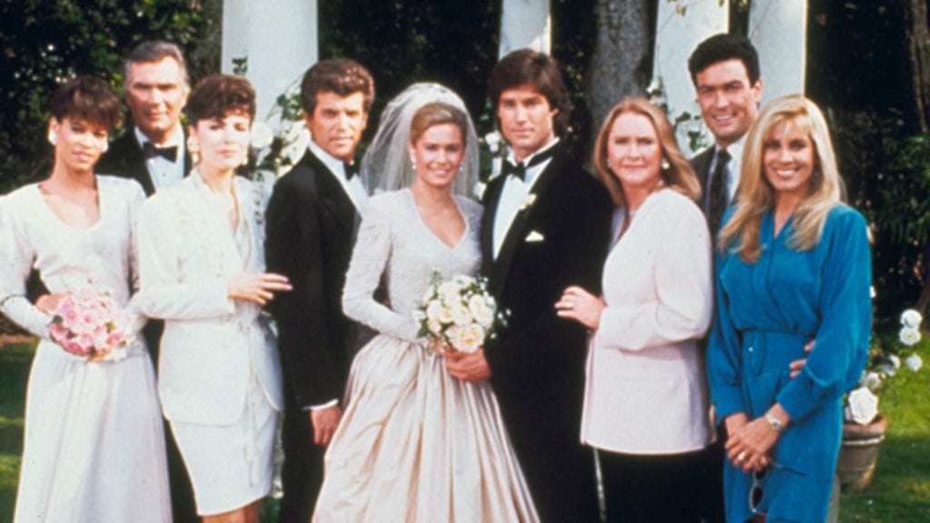 Ridgen ja Brooken hääonnea vuosia sitten.