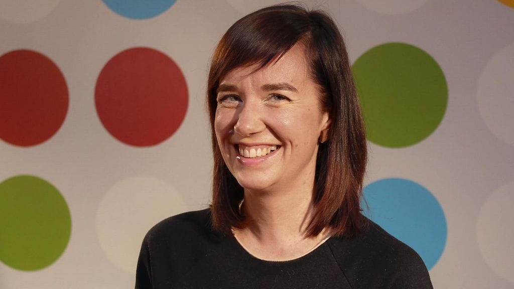 Ensitreffit alttarilla, Pia