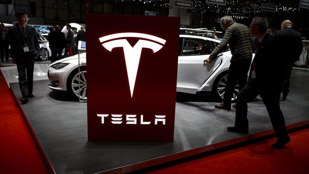 Tesla Model kolmen odotetaan tulevan myyntiin ensi vuoden lopussa tai vuoden 2018 alussa.