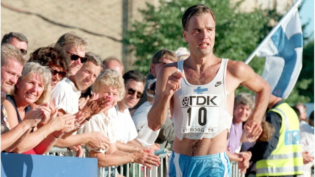 Valentin Kononen saavutti 50 kilometrin maantiekävelyn maailmanmestaruuden Göteborgissa 1995.
