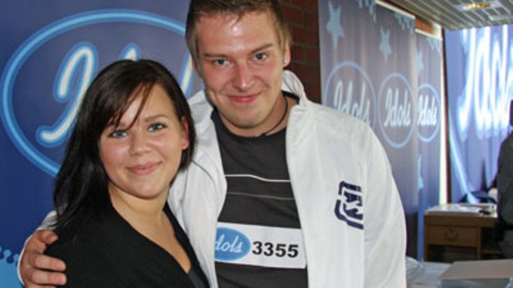 Subjectin Jaana ja Juho lupasivat tukea toisiaan teatterviikonlopussa. Kuva: MTV3.