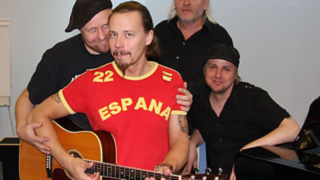 Anssi Nykänen (takana vas.), Harri Rantanen, Varre Vartiainen (edessä vas.) ja Okke Komulainen.