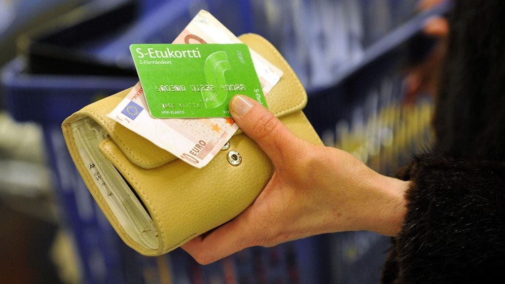 Kuluttajahintoja nosti tammikuussa vuoden takaiseen verrattuna esimerkiksi asuntolainojen keskikoron nousu.