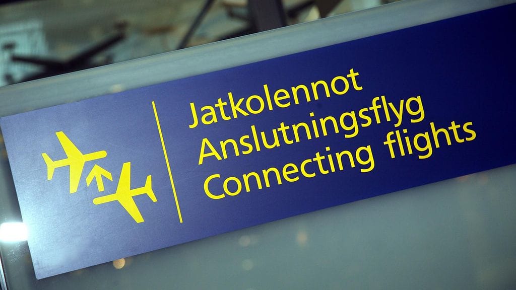 Uudelleenreititys on peruuntumistilanteessa lentoyhtiön velvollisuus, jos matkustajan lennot ovat samalla lipulla.