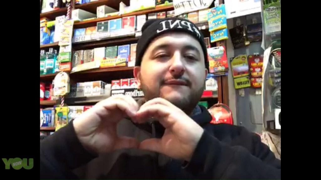Mr.Cashier on kerännyt suosiota YouNow-palvelussa kuvaamalla omaa elämäänsä.